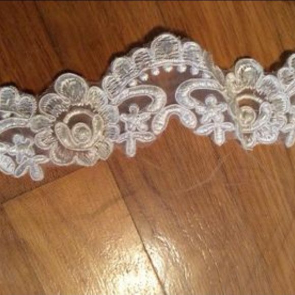 Veil - Picture 2 of 2